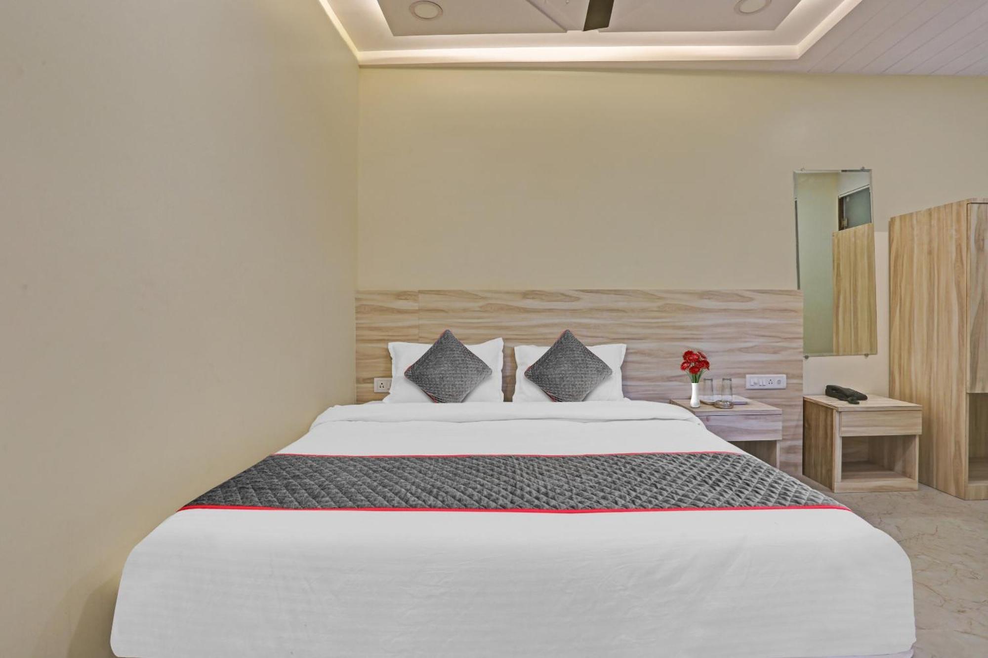 Super Hotel O Kiwi International مومباي المظهر الخارجي الصورة